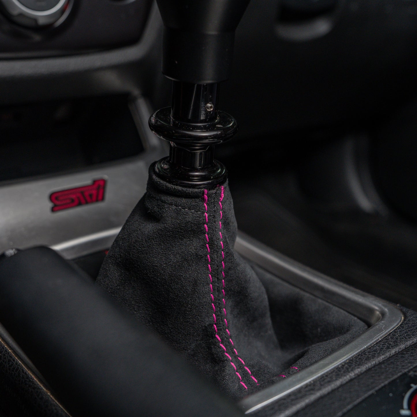 Billetworkz Premium Alcantara Shift Boot – Subaru STI 2008–2014