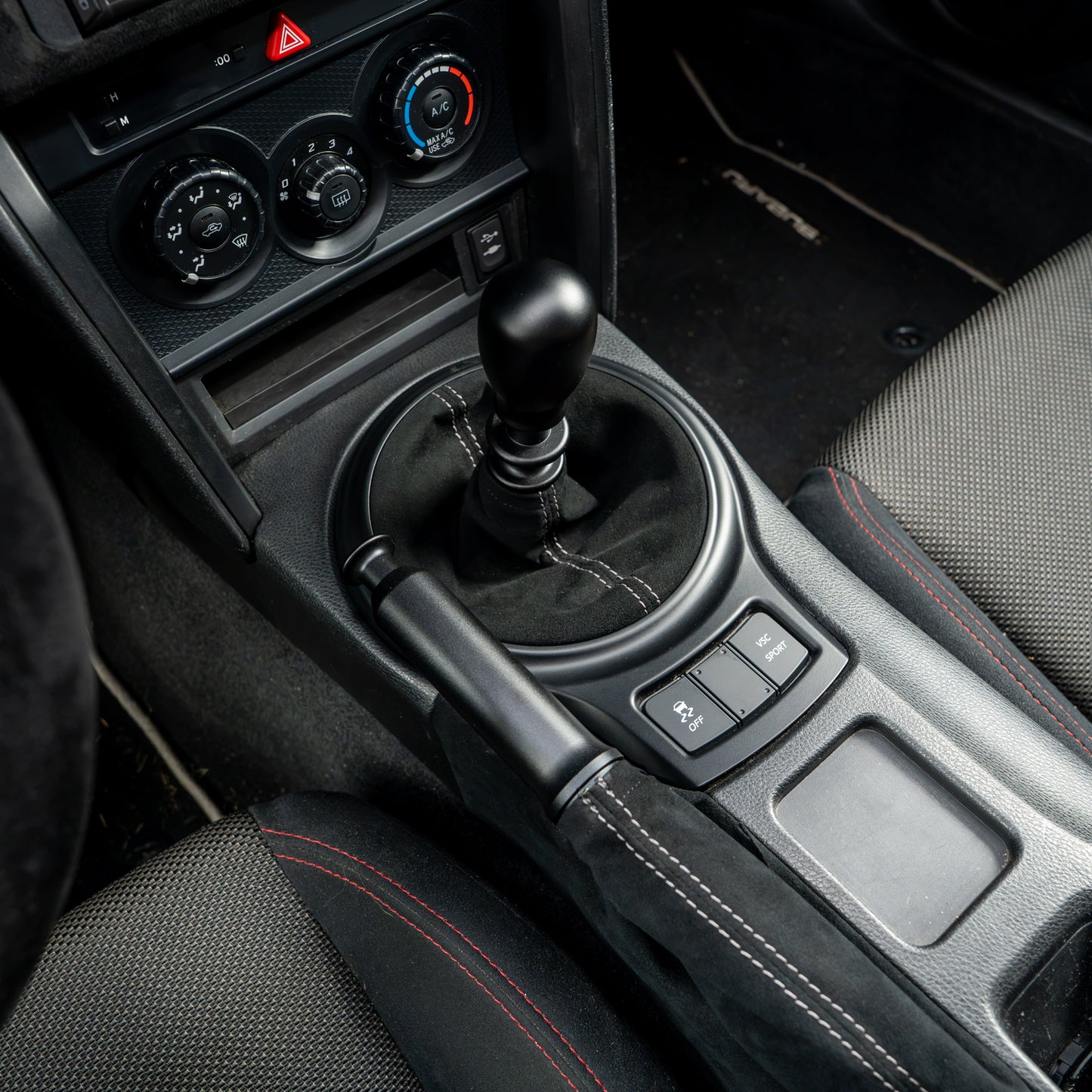 Billetworkz Premium Alcantara Shift Boot – BRZ / FR-S / 86 2013-2021 (6-Speed)