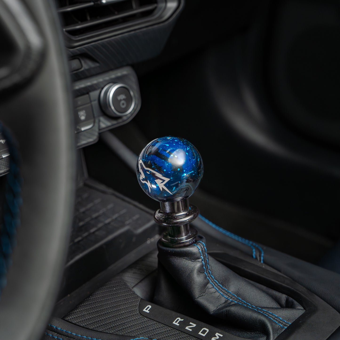 Billetworkz Automatic Shifter - Coyote Engraving - Ford Mustang (2015-2025)