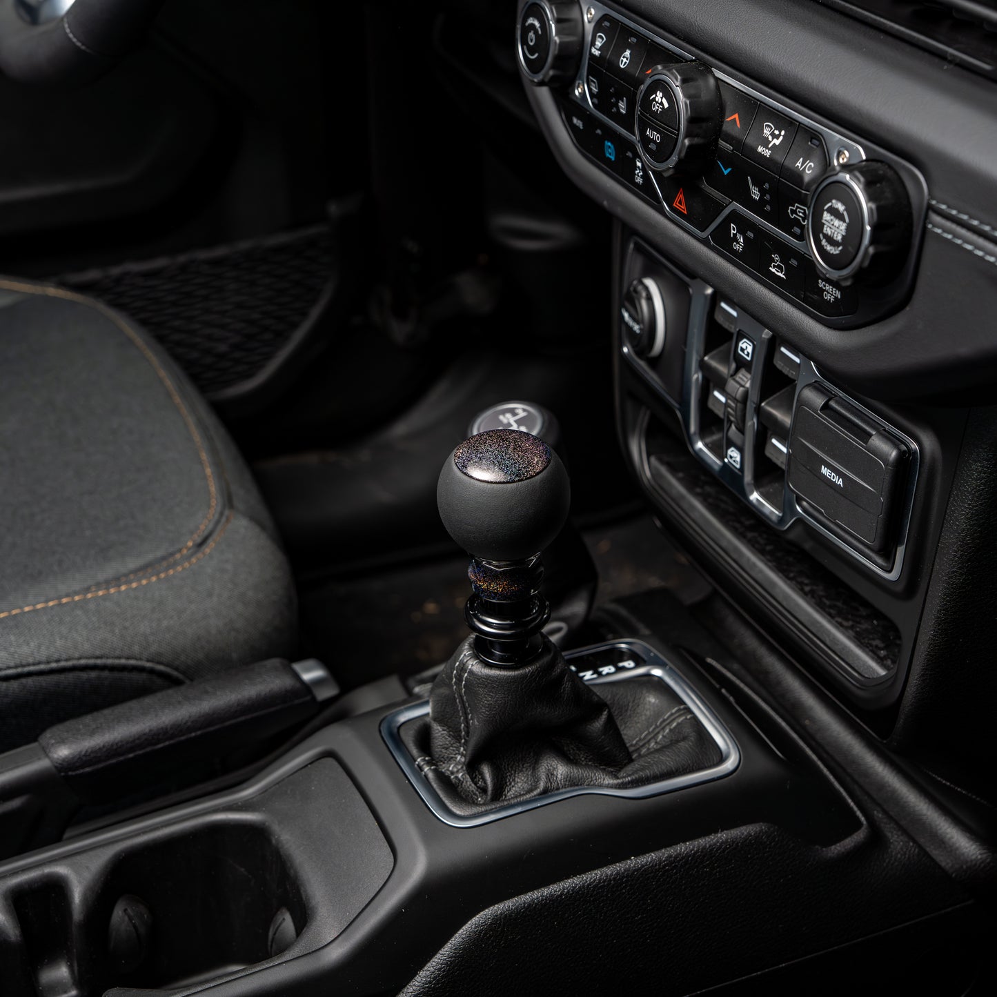 Billetworkz "Fusion" Automatic Shifter - Jeep Wrangler JL (2018-Present)