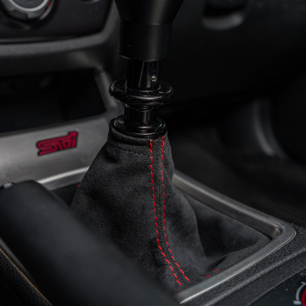 Billetworkz Premium Alcantara Shift Boot – Subaru STI 2008–2014