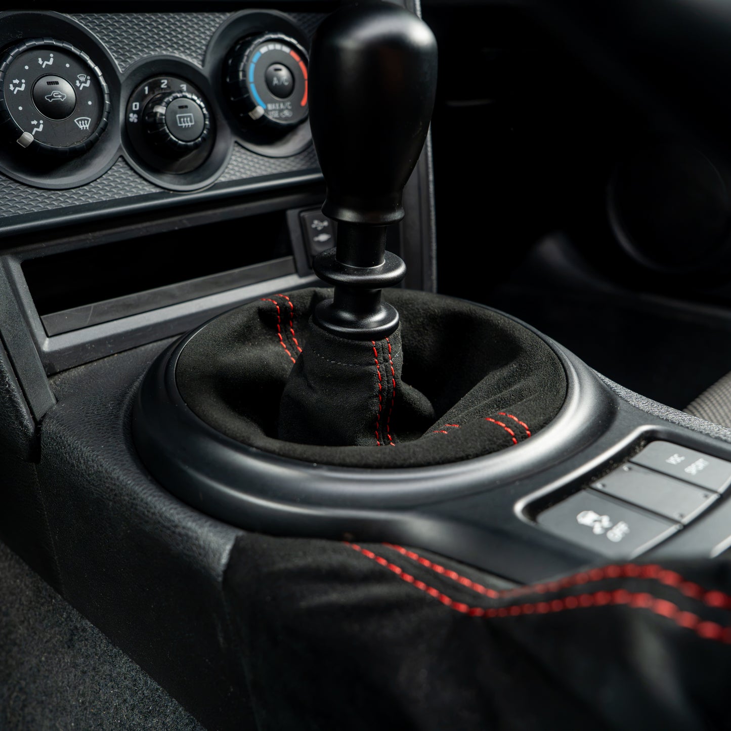 Billetworkz Premium Alcantara Shift Boot – BRZ / FR-S / 86 2013-2021 (6-Speed)