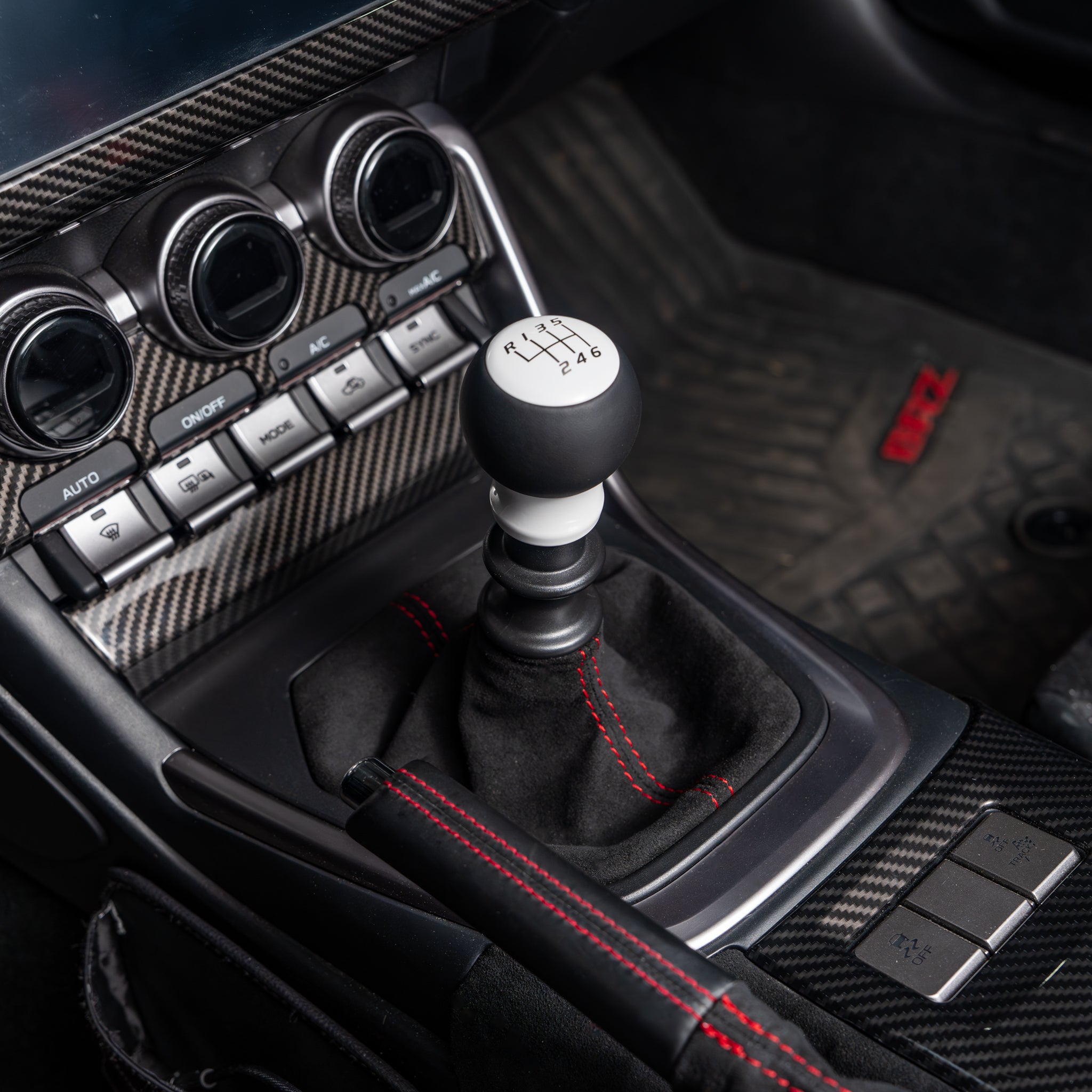 コントロールシュート Billetworkz Alcantara Kit (Ultimate): Shift Knob, Shift Boot, E