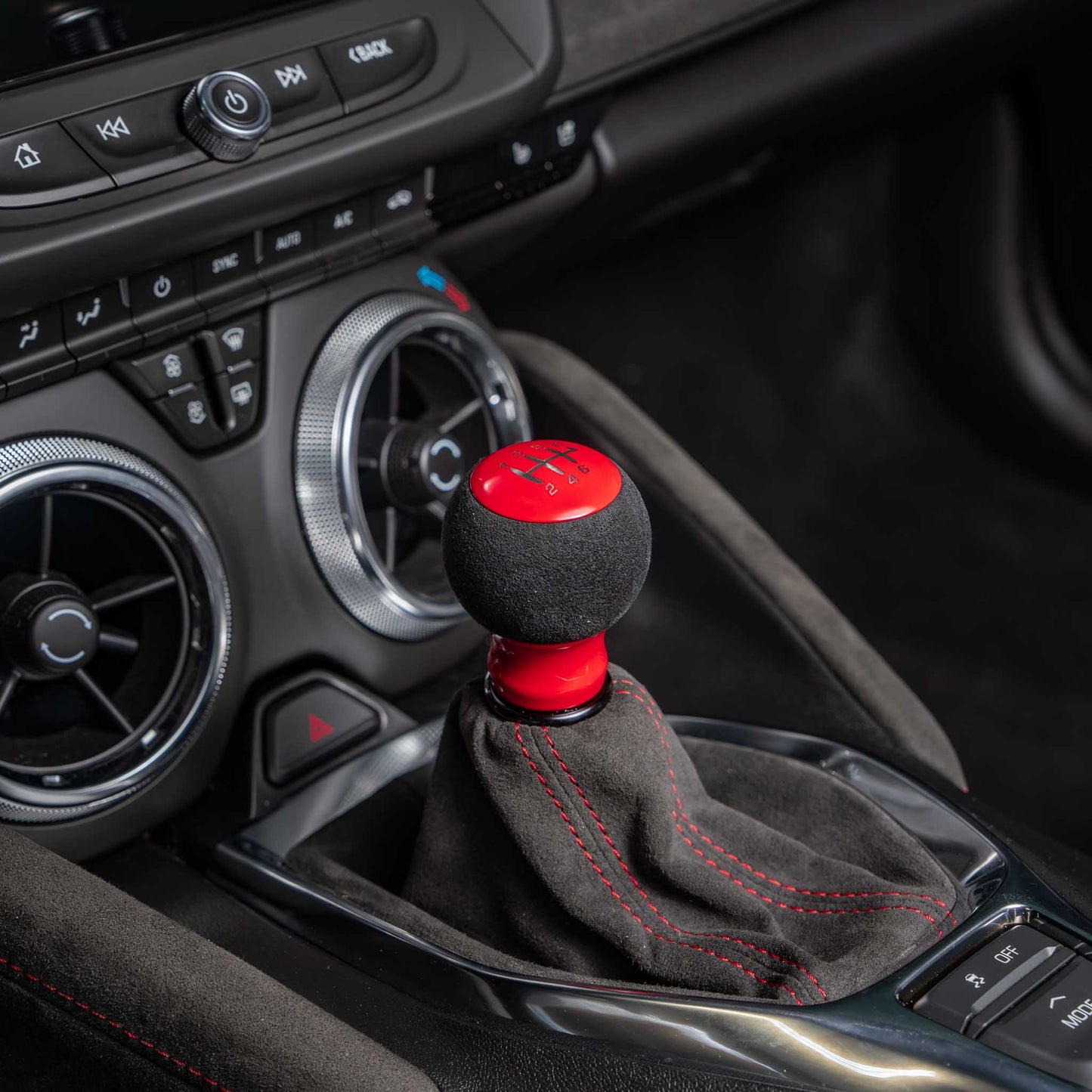 Billetworkz "Fusion" Shift Knob for Chevrolet Camaro 6-Speed (2016-2024)