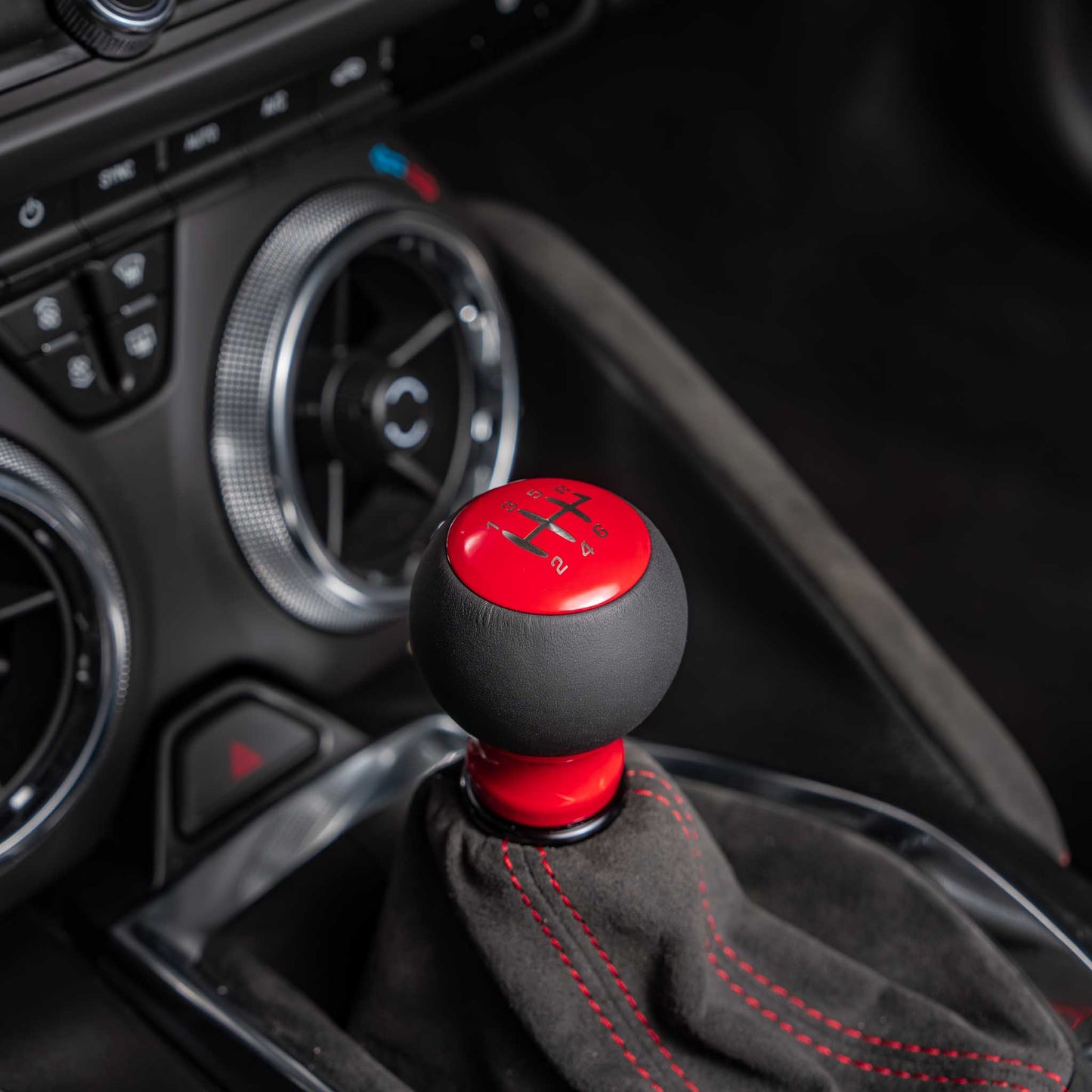 Billetworkz "Fusion" Shift Knob for Chevrolet Camaro 6-Speed (2016-2024)