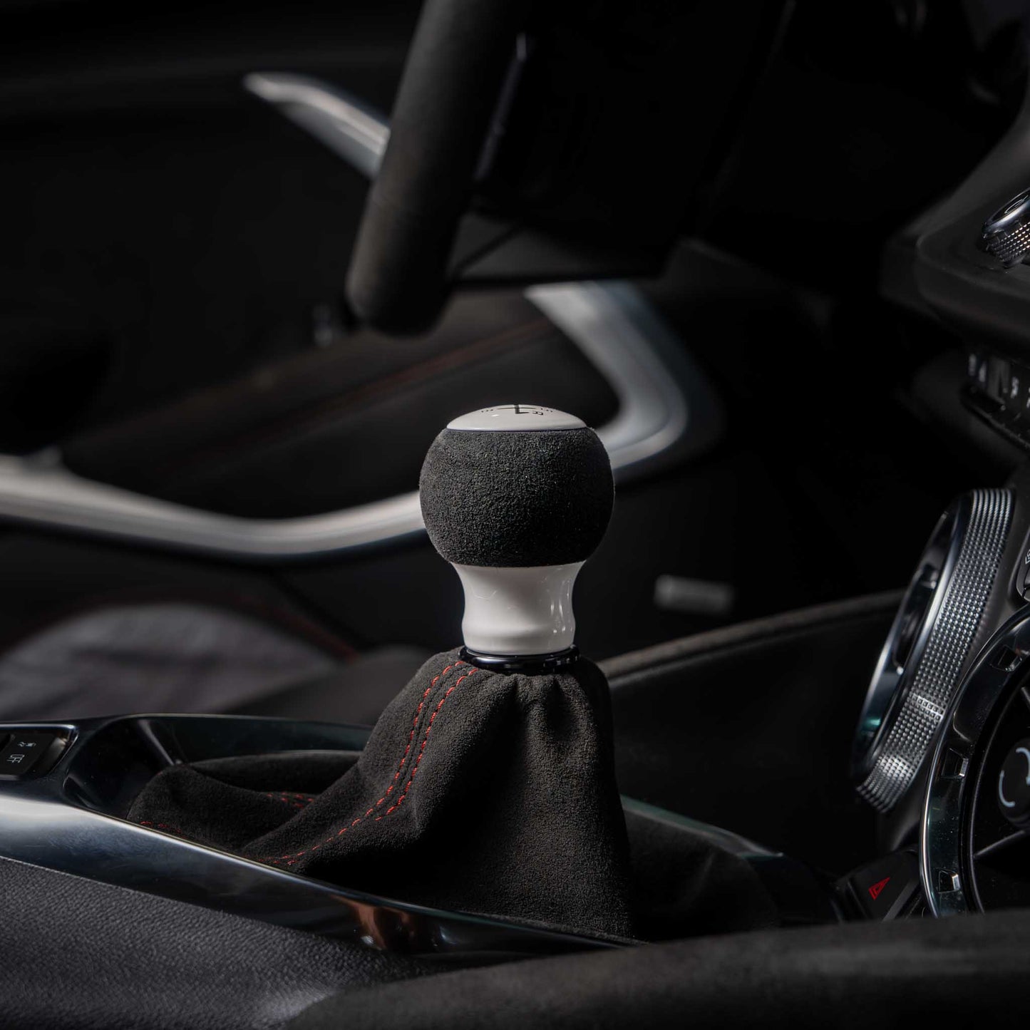 Billetworkz "Fusion" Shift Knob for Chevrolet Camaro 6-Speed (2016-2024)
