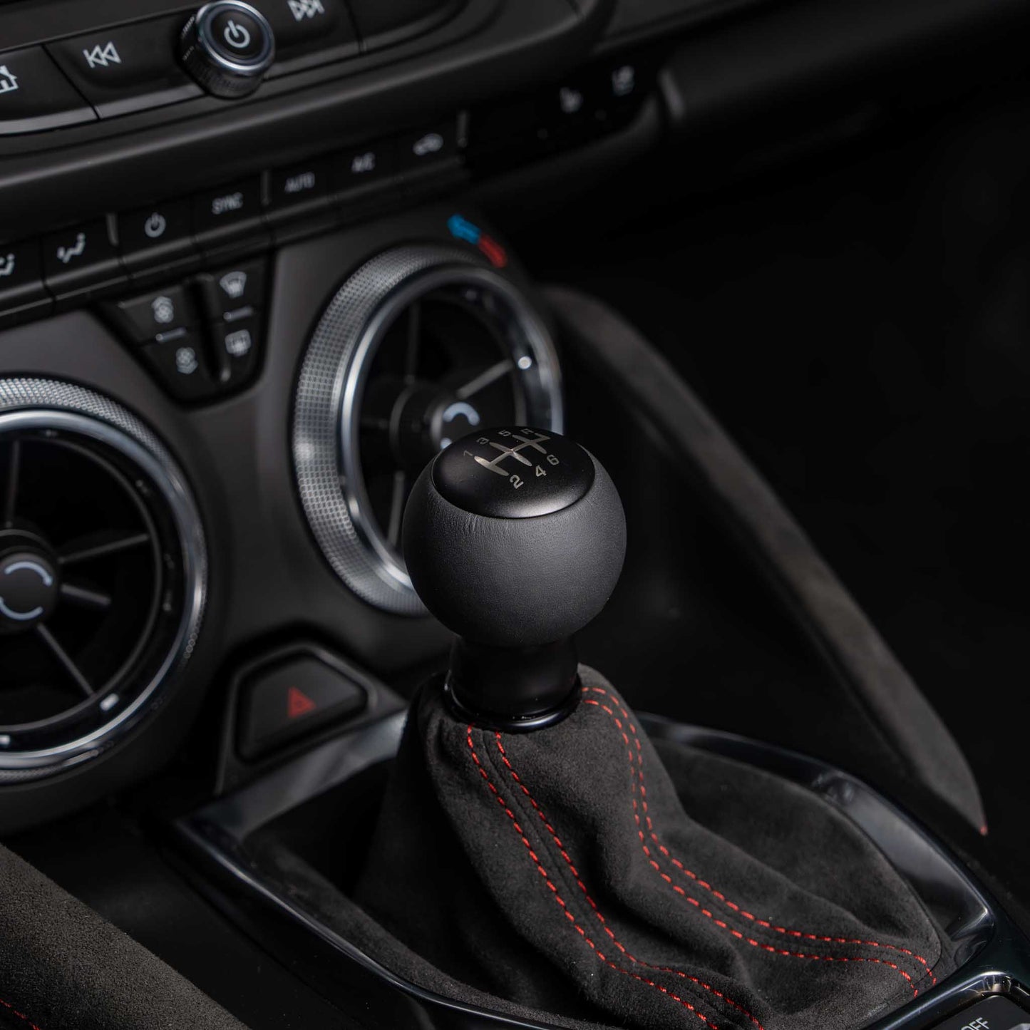 Billetworkz "Fusion" Shift Knob for Chevrolet Camaro 6-Speed (2016-2024)