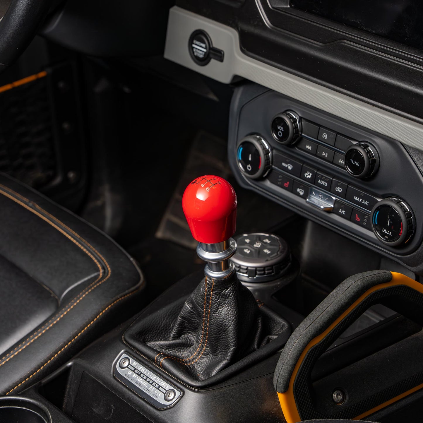 Billetworkz Weighted Shift Knob - 6-Speed with Crawl Engraving for Ford Bronco Manual (2021+)