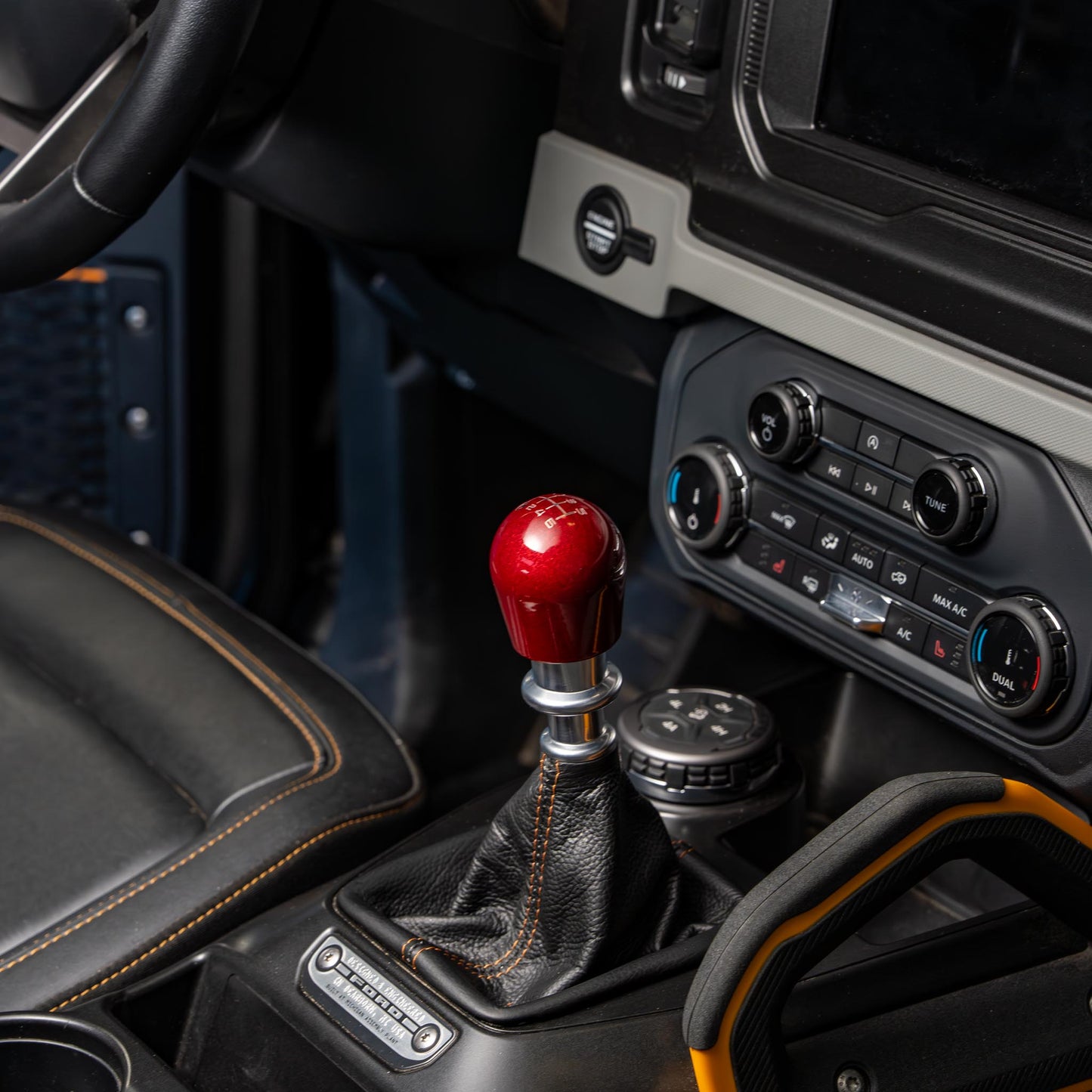 Billetworkz Weighted Shift Knob - 6-Speed with Crawl Engraving for Ford Bronco Manual (2021+)