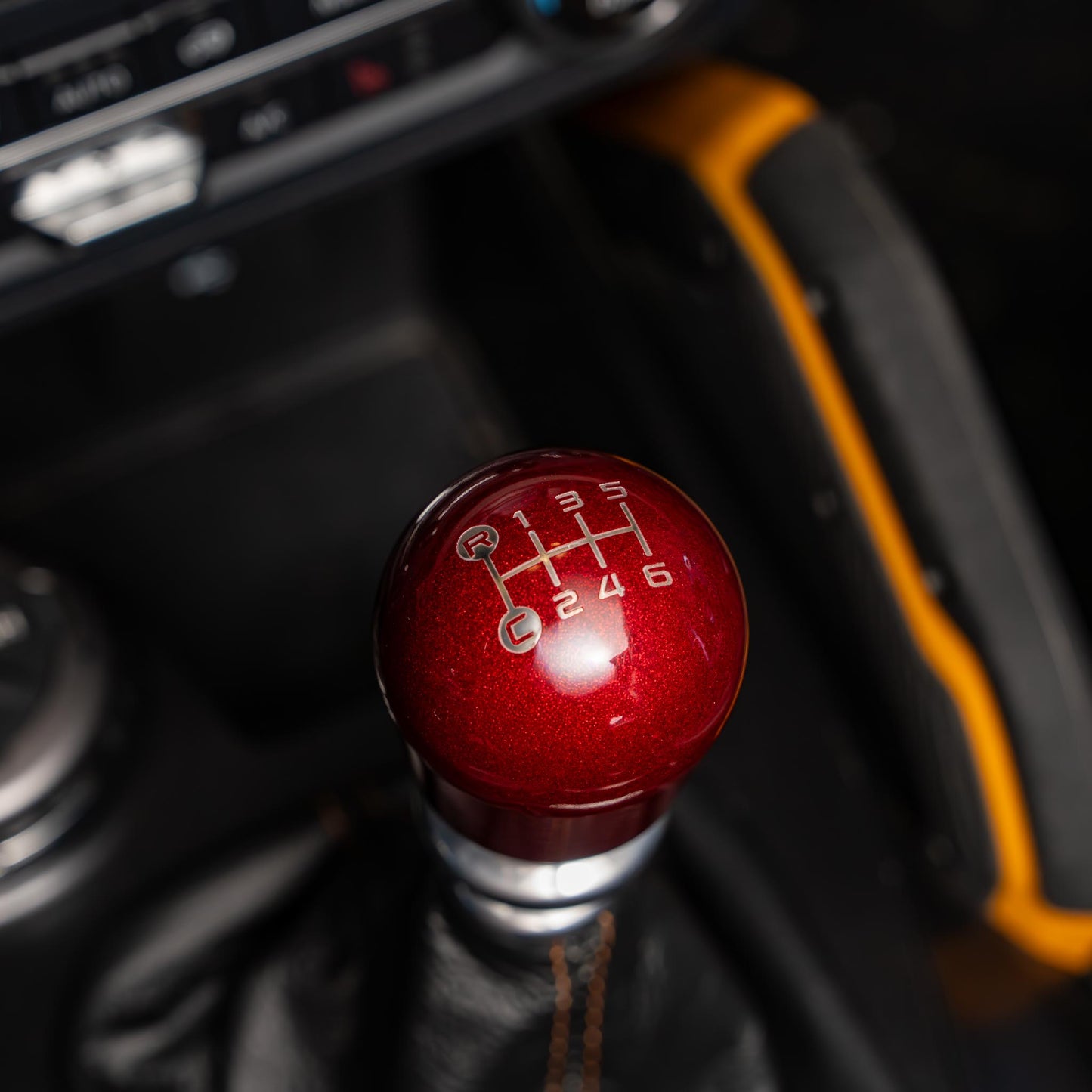 Billetworkz Weighted Shift Knob - 6-Speed with Crawl Engraving for Ford Bronco Manual (2021+)