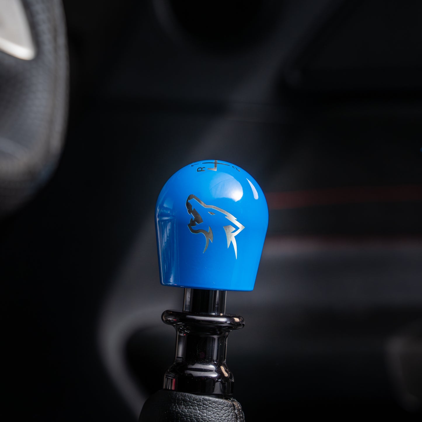 Billetworkz Weighted Shift Knob - Coyote Engraving - Ford Mustang (2011-2014)