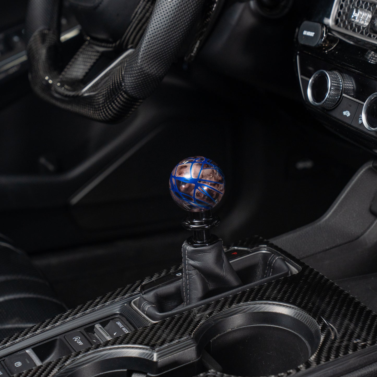 Billetworkz Automatic Shifter - Black Smoke w/Blue Splash - Honda Civic (2012–2026)