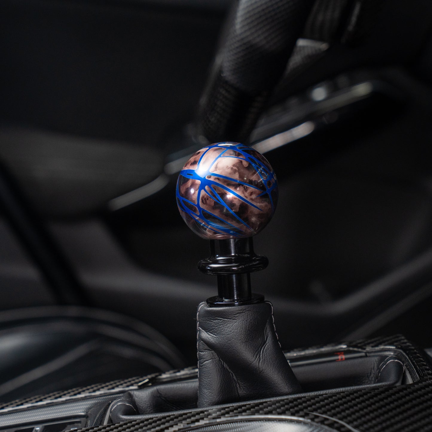 Billetworkz Automatic Shifter - Black Smoke w/Blue Splash - Honda Civic (2012–2026)