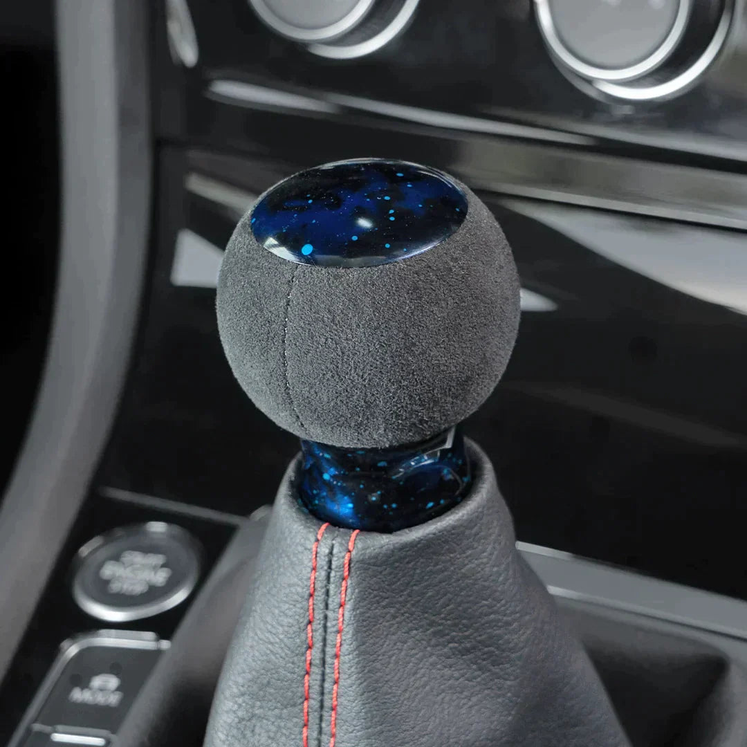 The Fusion Weighted Shift Knob Ford Mustang Auto 2015-2024
