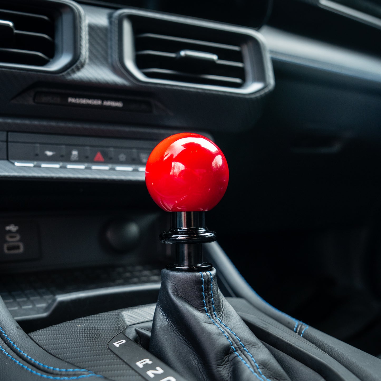 Billetworkz Automatic Shifter & Adapter – Ford Dark Horse Mustang 2024+