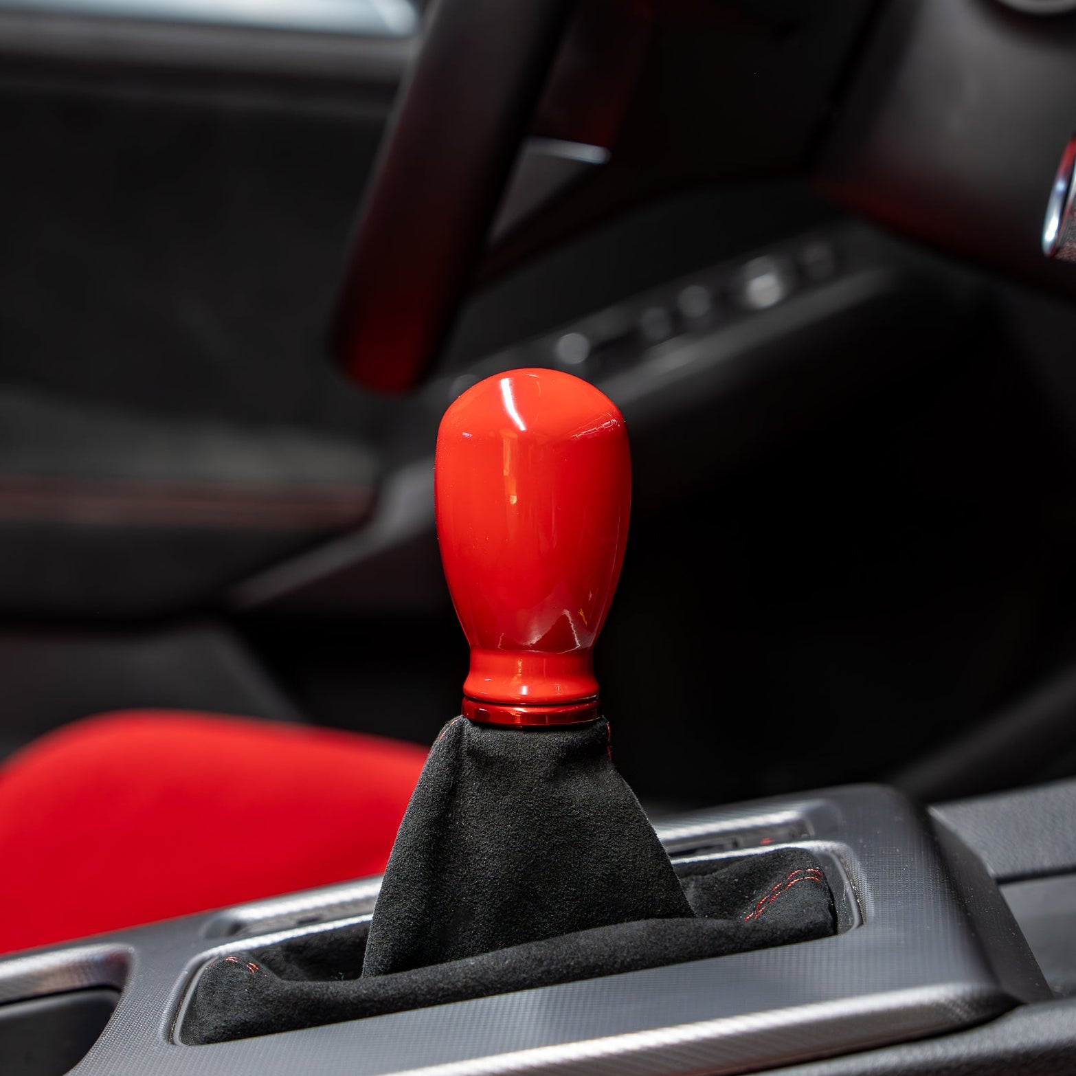 Gloss_Red_Atom_22_Type_R-4.jpg