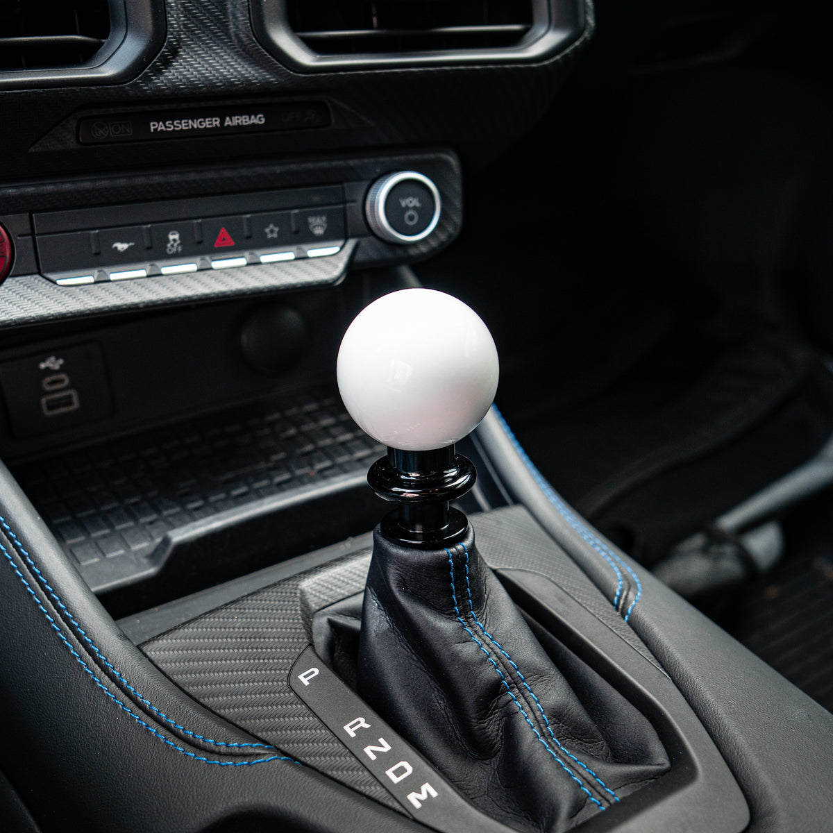 Billetworkz Automatic Shifter - Gloss White - Ford Mustang (2015-2025)