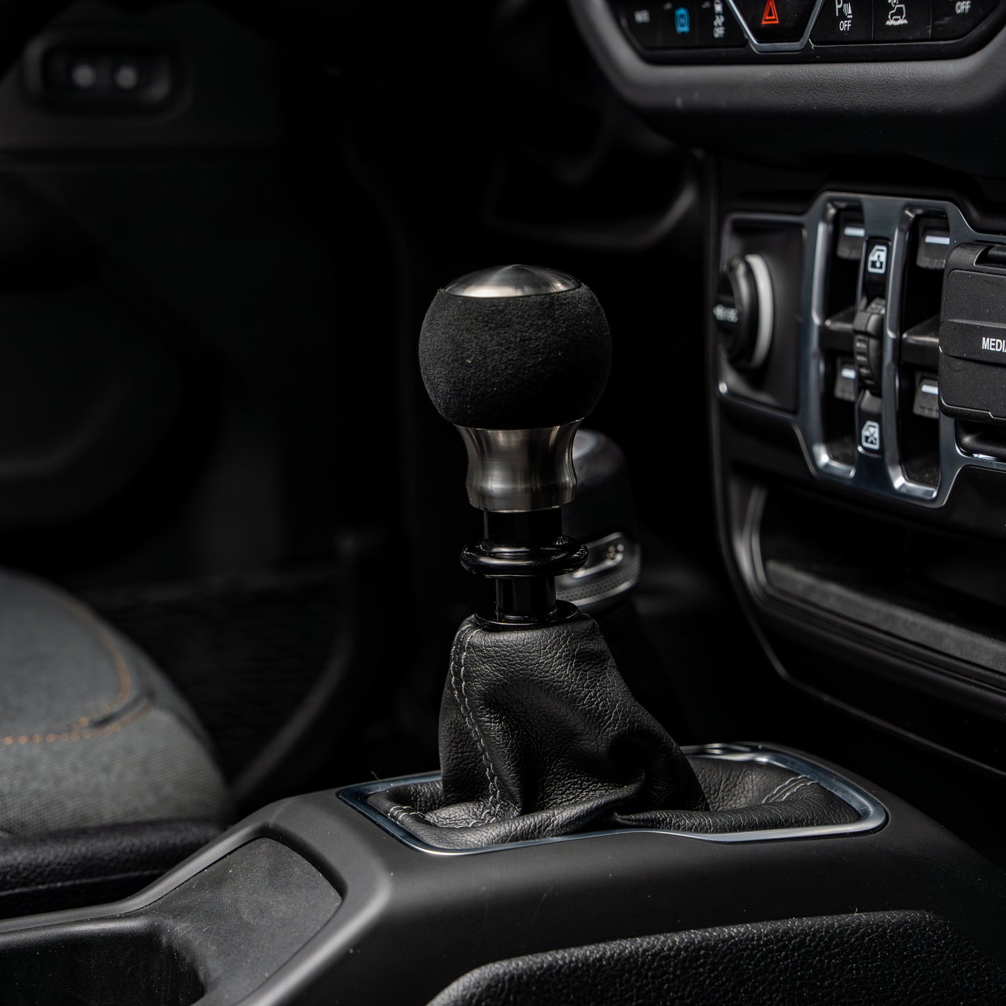 Billetworkz "Fusion" Automatic Shifter - Jeep Wrangler JL (2018-Present)