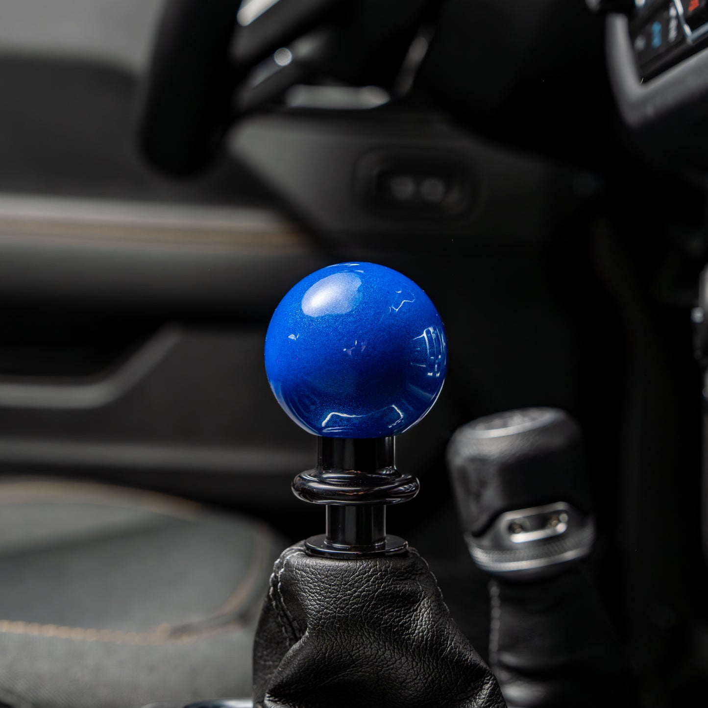 Billetworkz Automatic Shift Knob Adapter - Fits Jeep Wrangler JL (2018-Present)