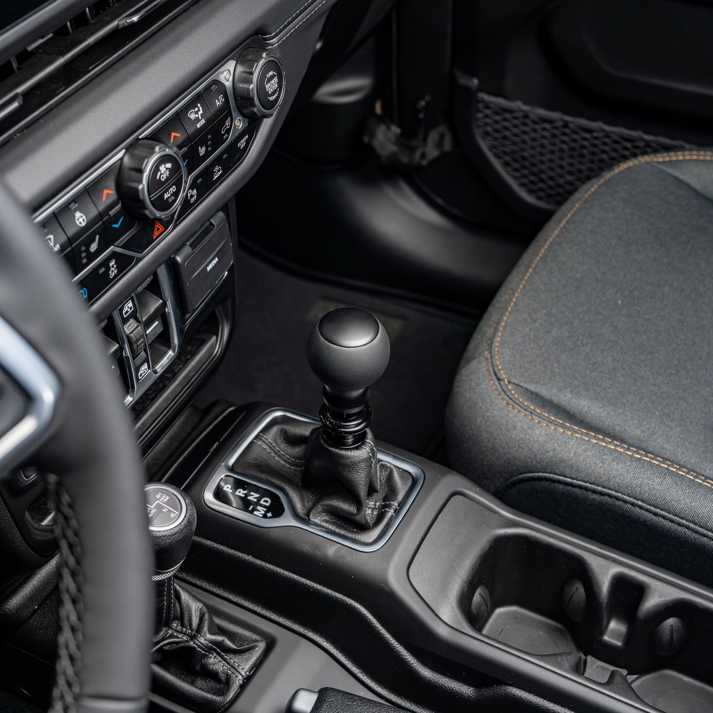 Billetworkz "Fusion" Automatic Shifter - Jeep Wrangler JL (2018-Present)