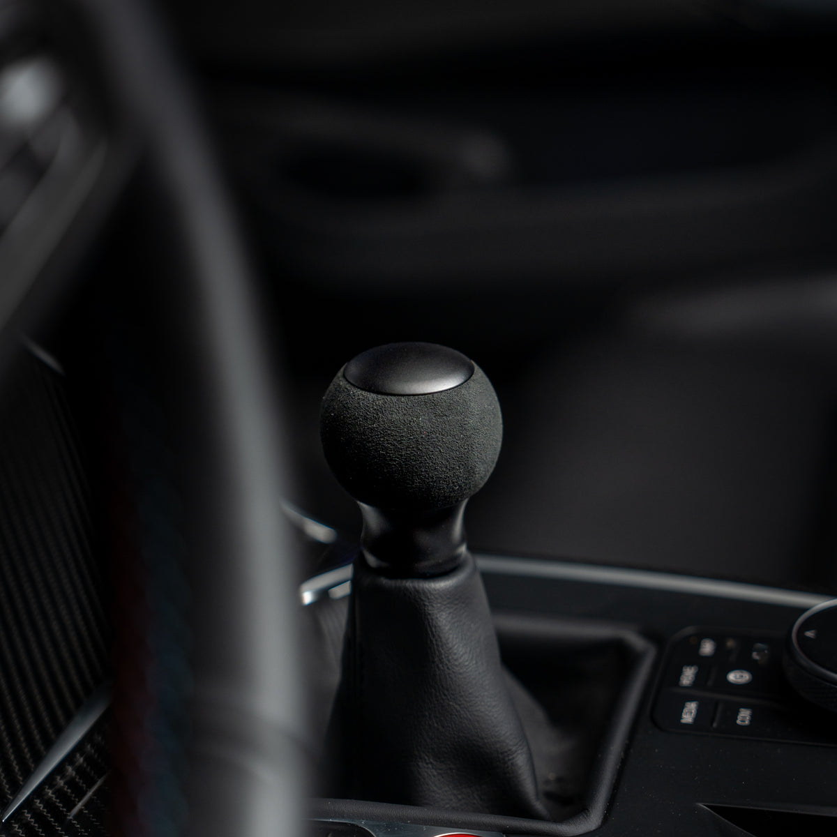 Genuine 25117896886 Manual 6-Speed Pattern Leather Shift Knob Genuine 25117896886 Manual 6-Speed Pattern Leather Shift Knob